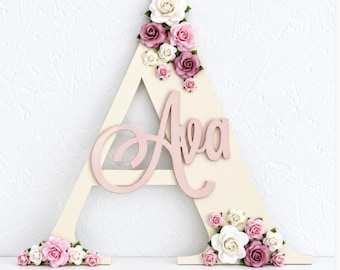 Personalised Nursery Flower Letter for New Baby Gift – Custom Wooden Name Art for Girls Room Wall