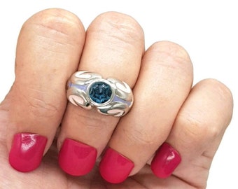 Intaglio Blue Topaz Ring, size 5 3/4 US, Sterling Silver, Enamel