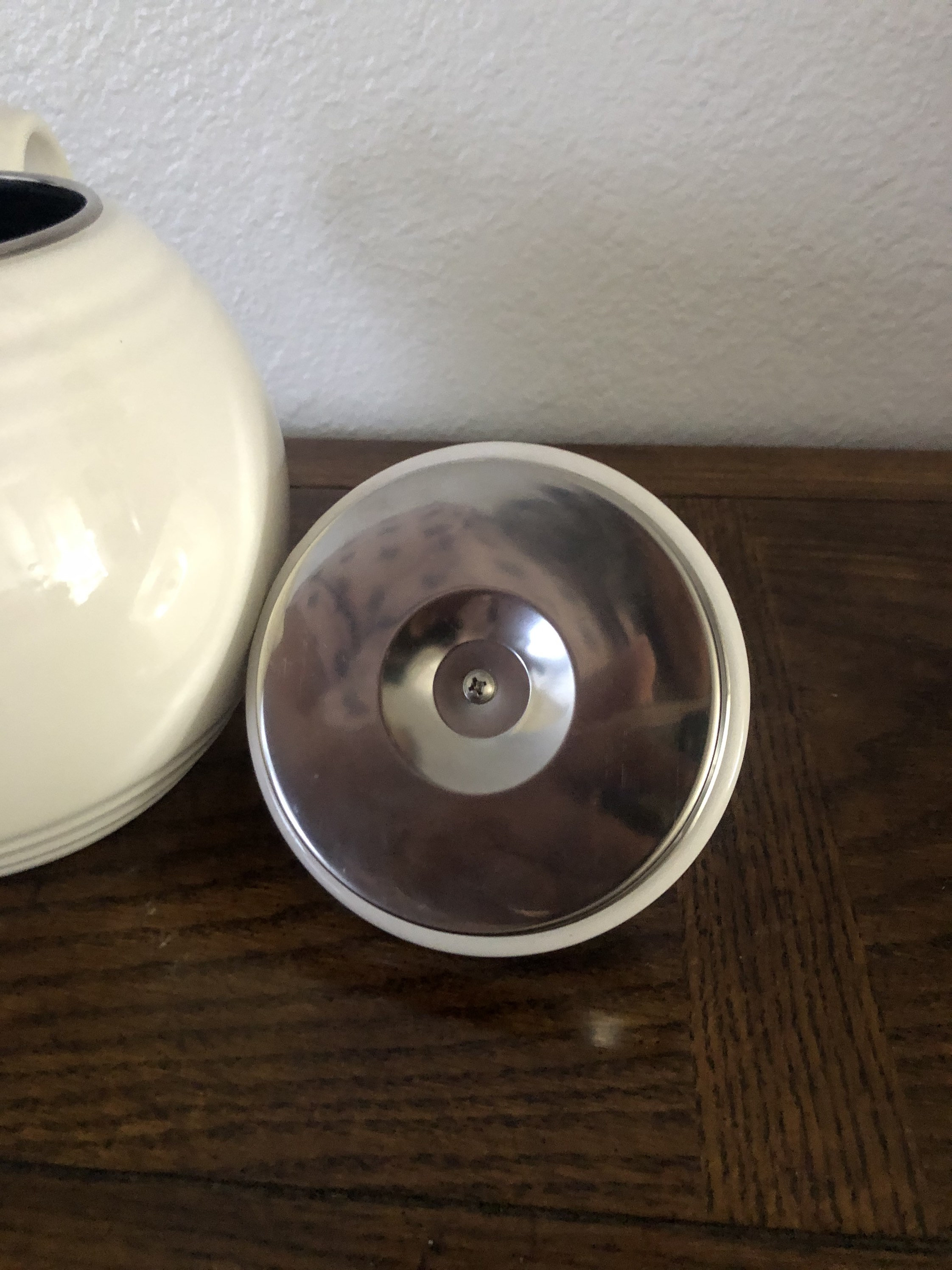 Fiesta White Metal Teapot Copco / A Wilton Industries Etsy UK