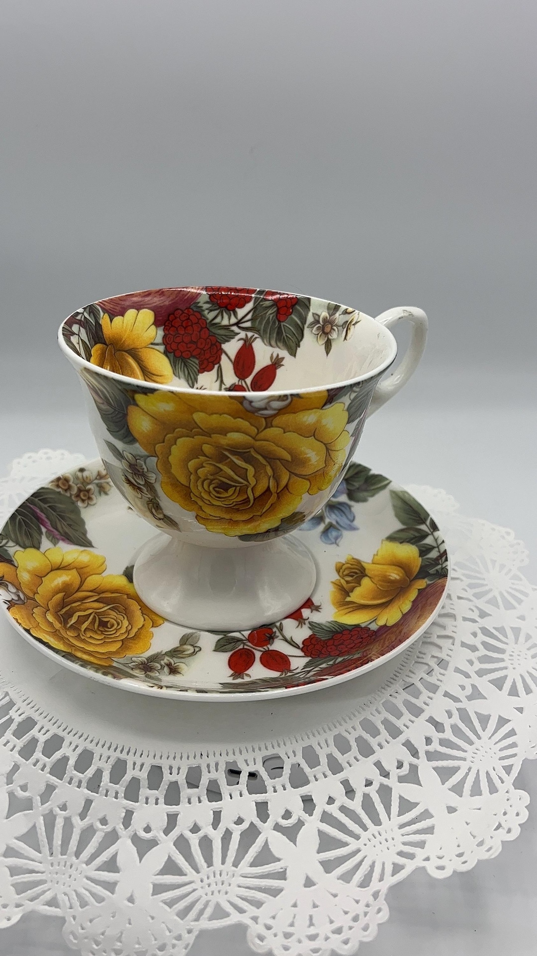 Gracie China by Coastline Imports Set di 4 piatti da dessert in porcellana rosa vintage verde (FD157G-5/4