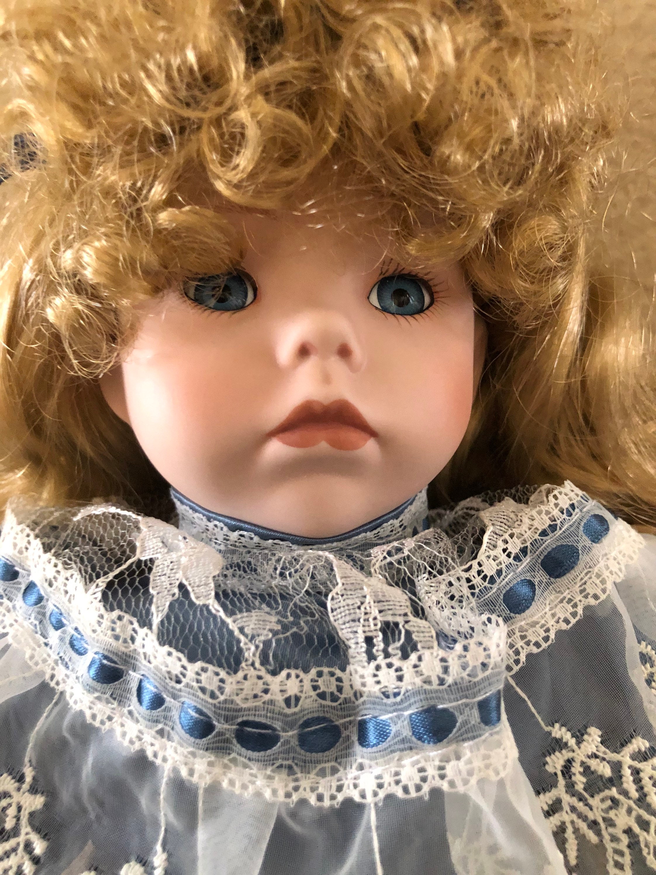 Seymour Mann 16” Sylvia Porcelain Doll-connoisseur Coll - Etsy