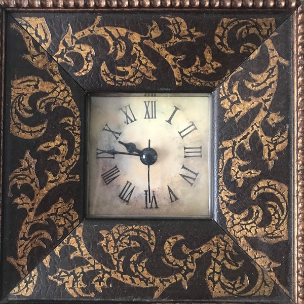 Old Finish Wall Clock, Square Clock