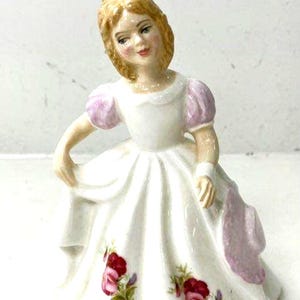 Royal Doulton Figure Of The Month August HN 3325 . Vintage.