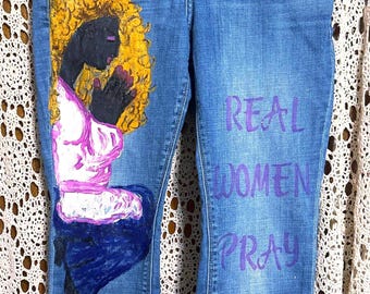 Painted women’s Christian Jeans: Size 6.  REAL WOMEN PRAY! Cropped. Frayed.