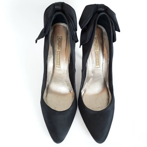 Buffalo London black satin pumps high heels with big bow on the back size 40 EU 9 US Buffalo London black satin pumps high heels with big bow on the back size 40 EU 9 US