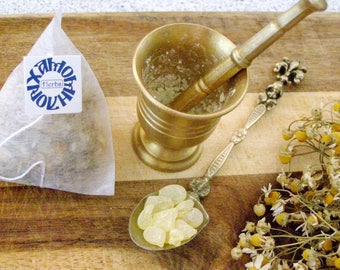 Chamomile & Mastiha pyramids - 12 or 24 herb pyramids box - dried camomile with mastic, Greek herbal tea, handpicked flowers, herb infusion