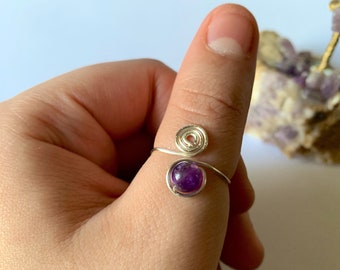 Amethyst Wire Ring, Spiral Wire Ring, Adjustable Ring, Wire Rings, Wire Wrapped, Wire Jewelry, Purple Stone, Gemstone Rings, Stacking Rings