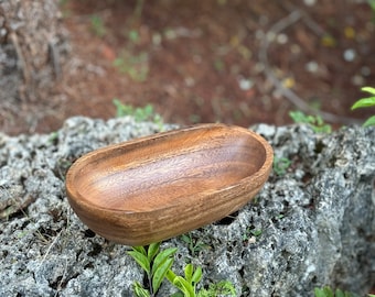 Acacia wood 10 oz wax 8"x4”x2” medium dough bowl | Candle vessel | Oval bowl | Candle bowls | Wooden decor | Home Decor  | Baguette bowl