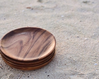 Set of 4 Handmade Acacia Wood round plate |Round plate |Wood plate| Wooden plates | Wooden Serving Set | Home Kitchen Decor Gifts | Gift Set