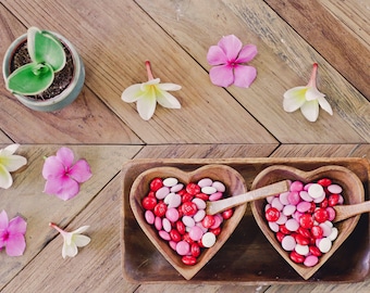 Set of 5 Handmade Acacia wood heart shaped bowls with tray | Home Kitchen Decor Gifts | Wooden Serving Set