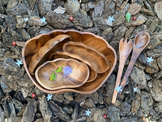 Acacia Wood Set of Shell bowls Mother bowl with servers and  utensils Handmade bowls Salad Bowl Pasta Bowl Serving Bowls