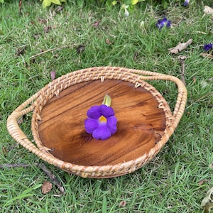Handmade Acacia Wood round plate |Round plate |Wood plate| Wooden plates | Wooden Serving Set | Home Kitchen Decor Gifts | Gift Set