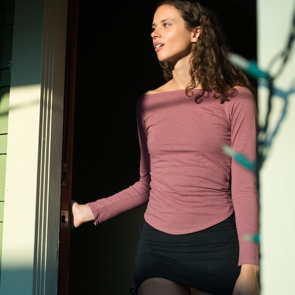 Long sleeve Hemp Organic cotton top/ Hemp base layer/ Rose base layer/ Curved hem/ long sleeve natural fibre