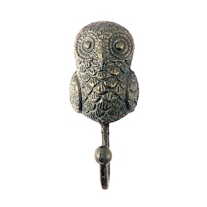 Iron Owl Wall Hook, Traditional Wall Decor, Vintage Coat Hook, Entrance Wall Hook, Nursery or Childs Bedroom Wall Hook