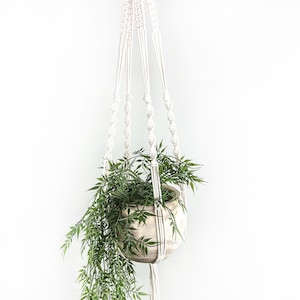Geknotete Makramee Pflanzenampel, Pflanzenaufhänger, Makramee Pflanzer, Boho Pflanzer, Wohnkultur, Dekor Zubehör, Küsten Dekor, Boho Dekor