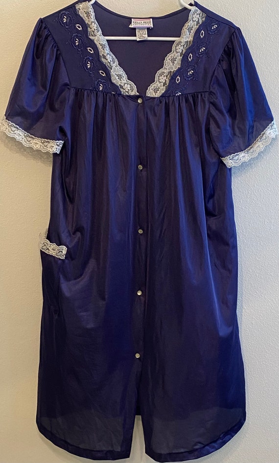 Vintage Kelly Reed nightgown house coat button down b… Gem