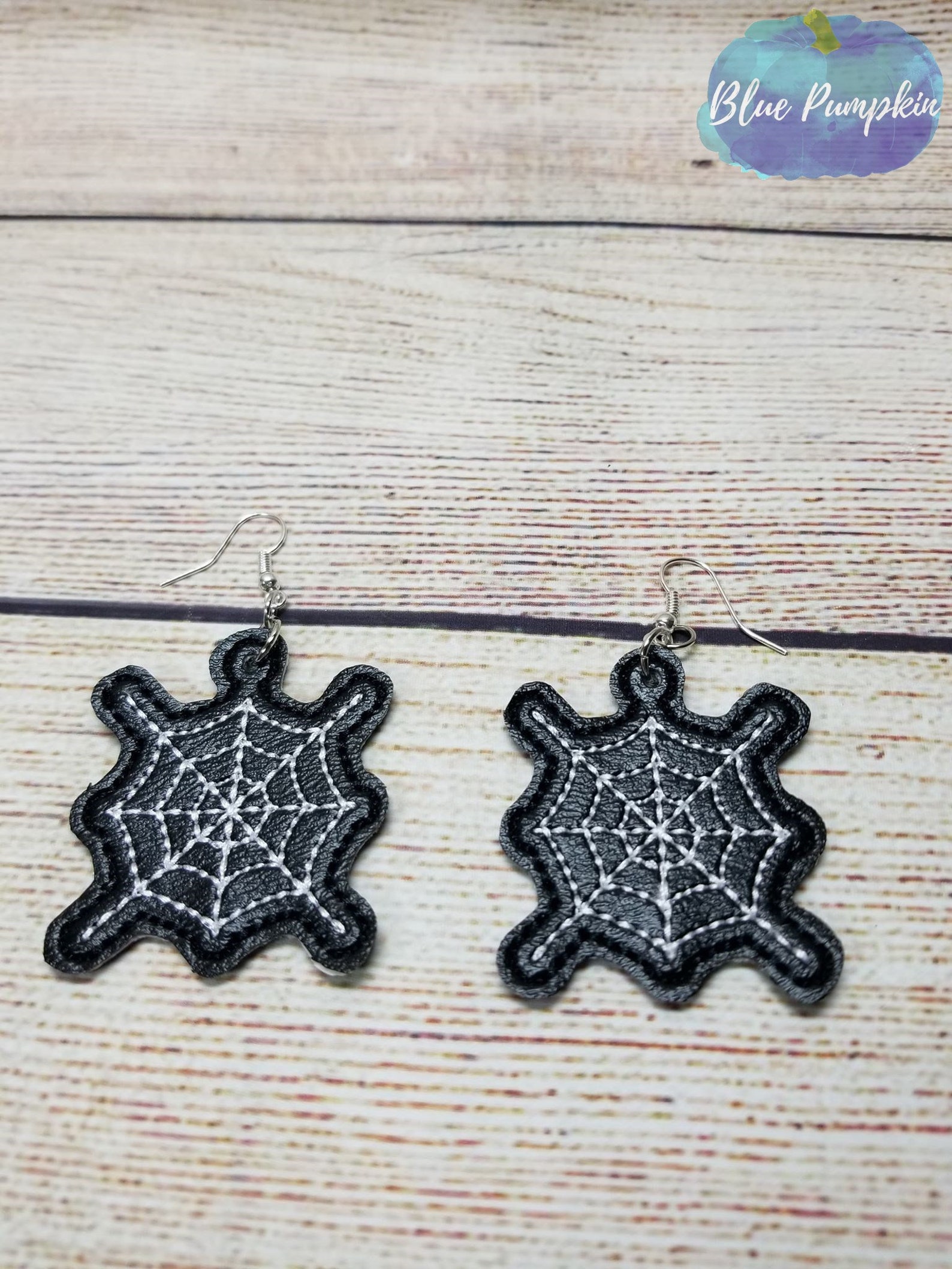Download Spider-Web-Witch-Hat-Bats-Halloween-Earrings In the Hoop ...