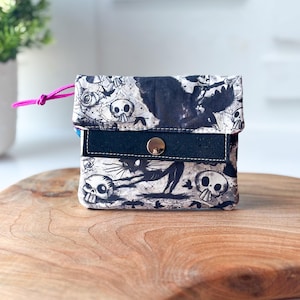 Cartera pequeña de mujer / Poeta gótico oscuro