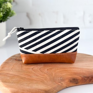 Small Zipper Pouch / Black and White Canvas