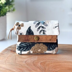 Cartera pequeña para mujer / Floral / Rifle Paper Co