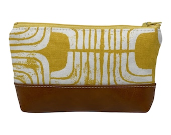 Small Zipper Pouch / Yellow and White