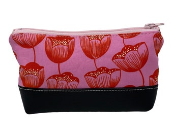 Small Zipper Pouch / Pink Floral