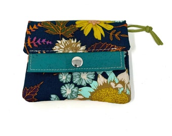 Small Wallet / Small Wallet for Women / Change Purse / Zipper Wallet / Floral