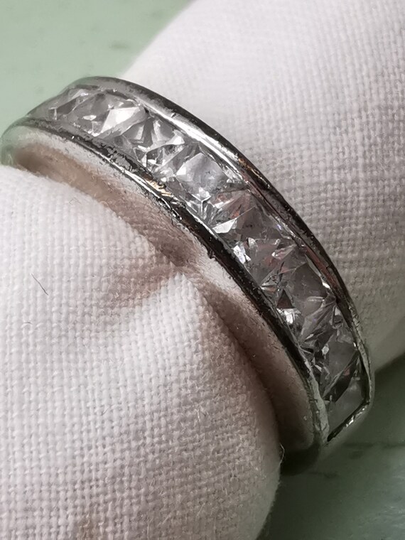 Bague femme tendance élégante argent anneau croisé à strass - Ref 22283 - Bague