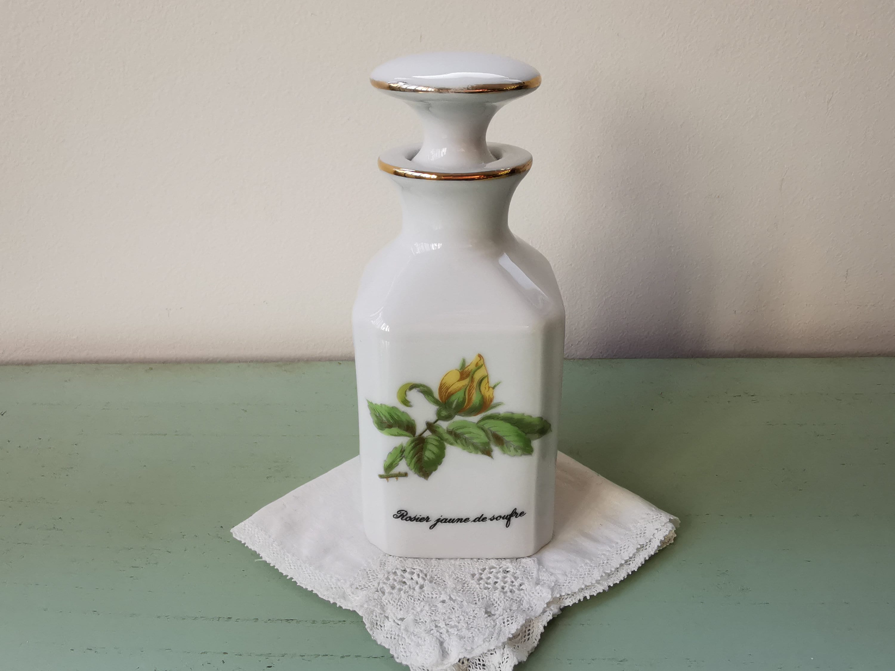 Flacon de Toilette Rose Jaune Porcelaine Limoges, Paris Vintage