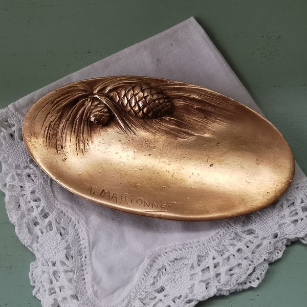 Petit vide-poche en bronze signé Marionnet Art nouveau