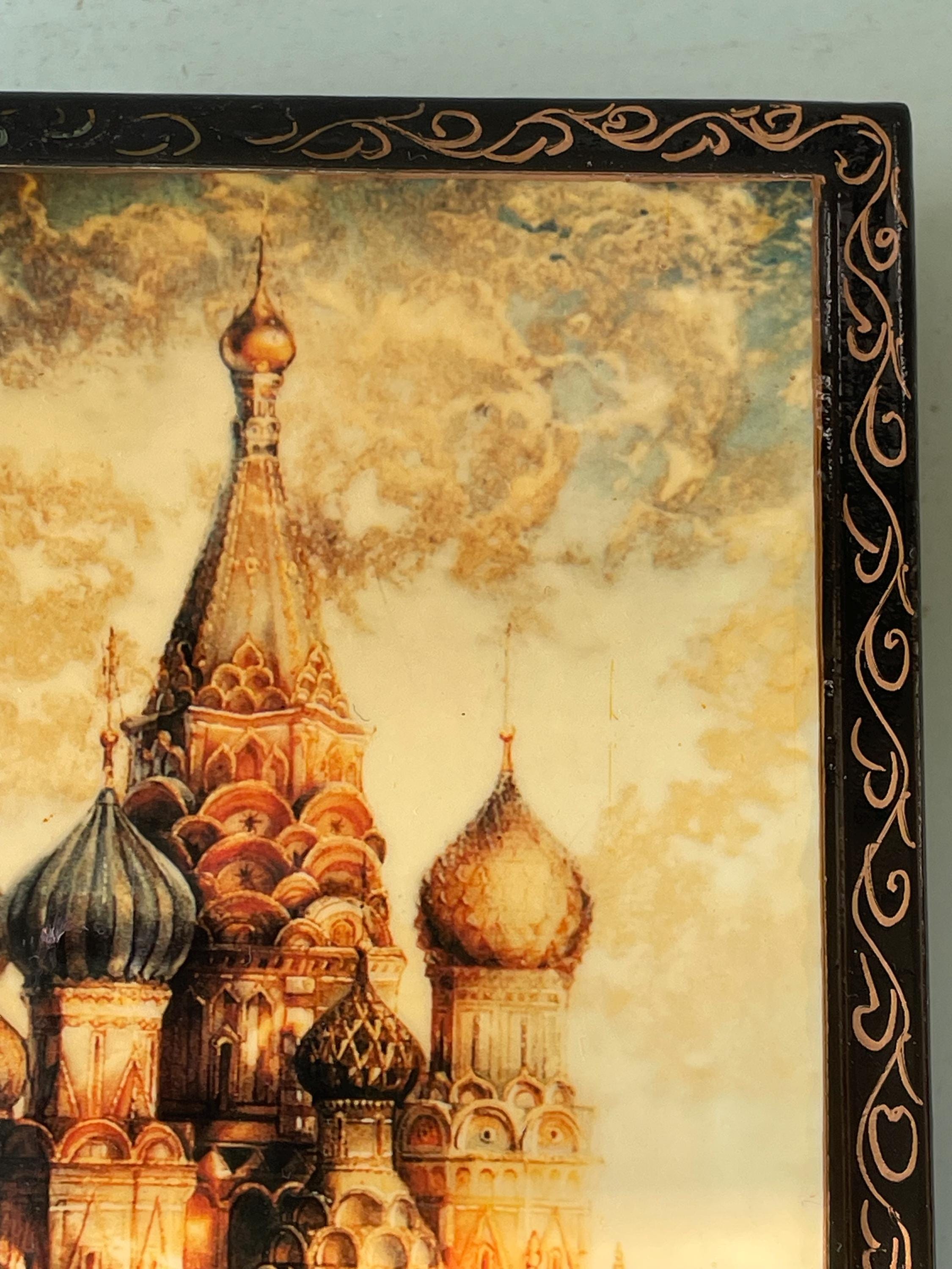 箱入り聖ワシリイ大聖堂 赤の広場 ロシア漆塗りミニチュア
