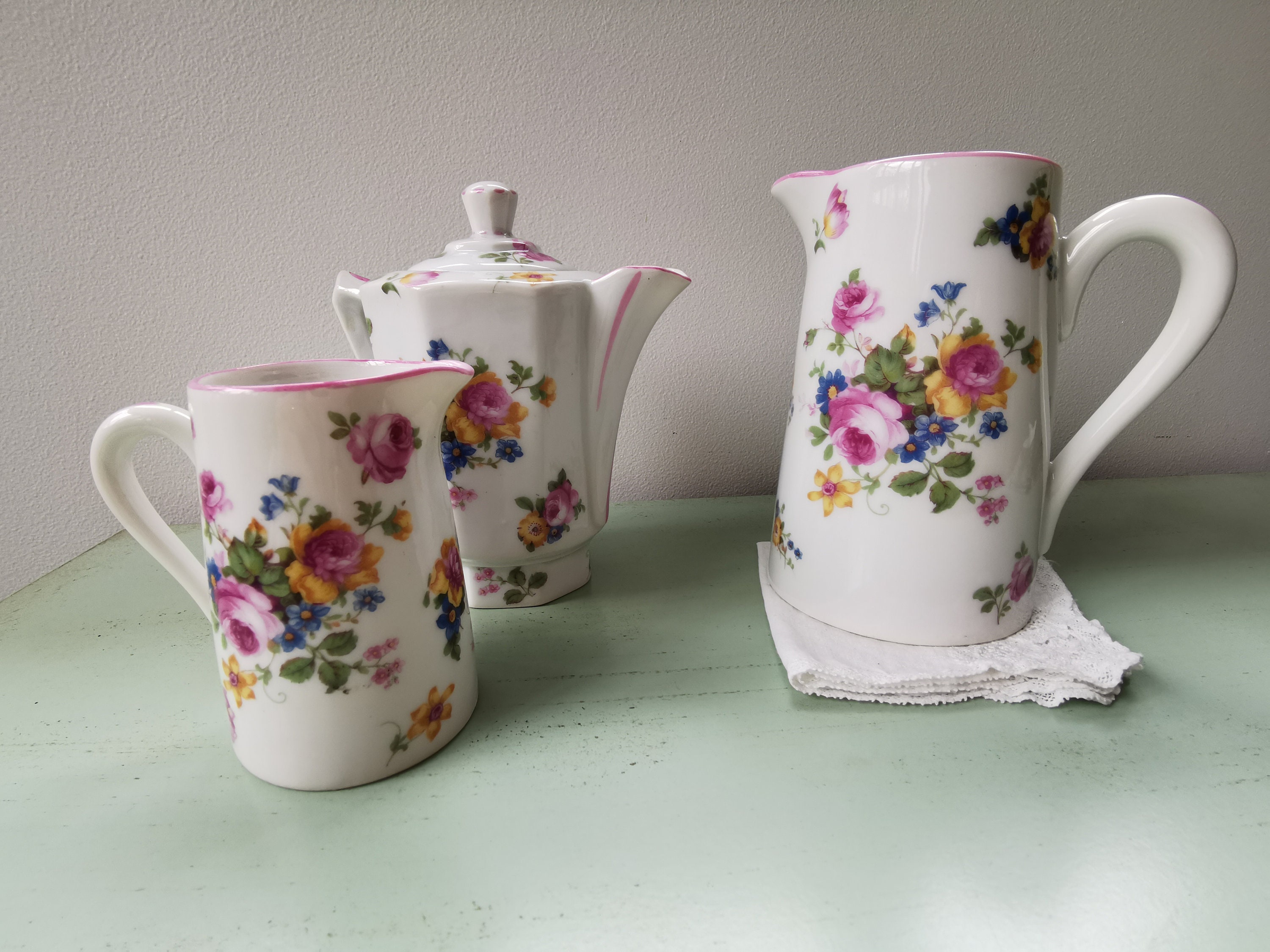 Pièces Service à Café Porcelaine de Limoges Roses 1930