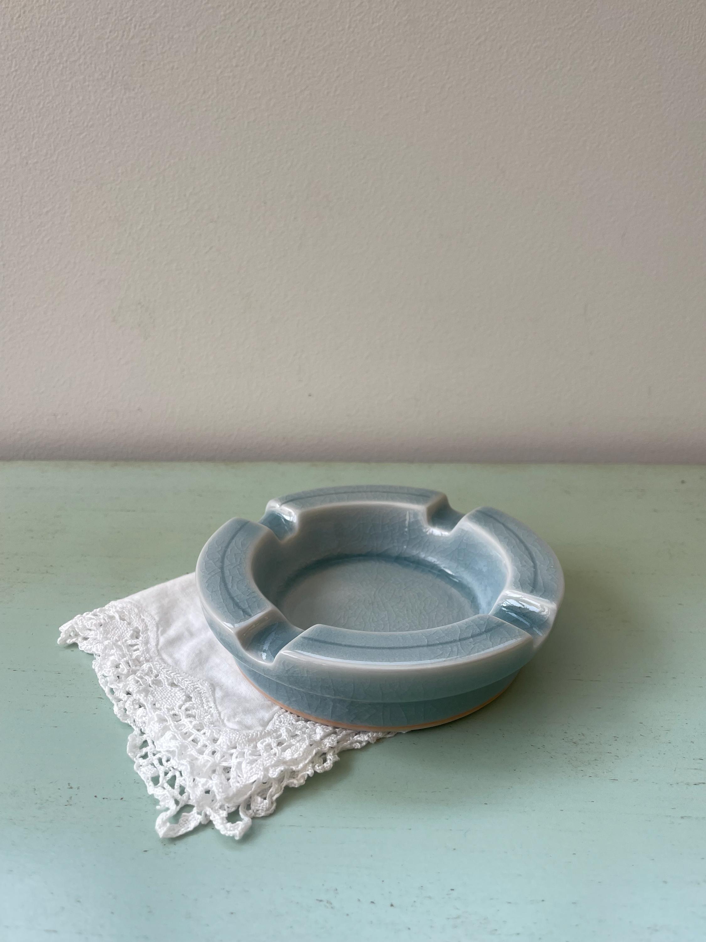 ヴィンテージの青灰色陶器製灰皿 - Etsy 日本