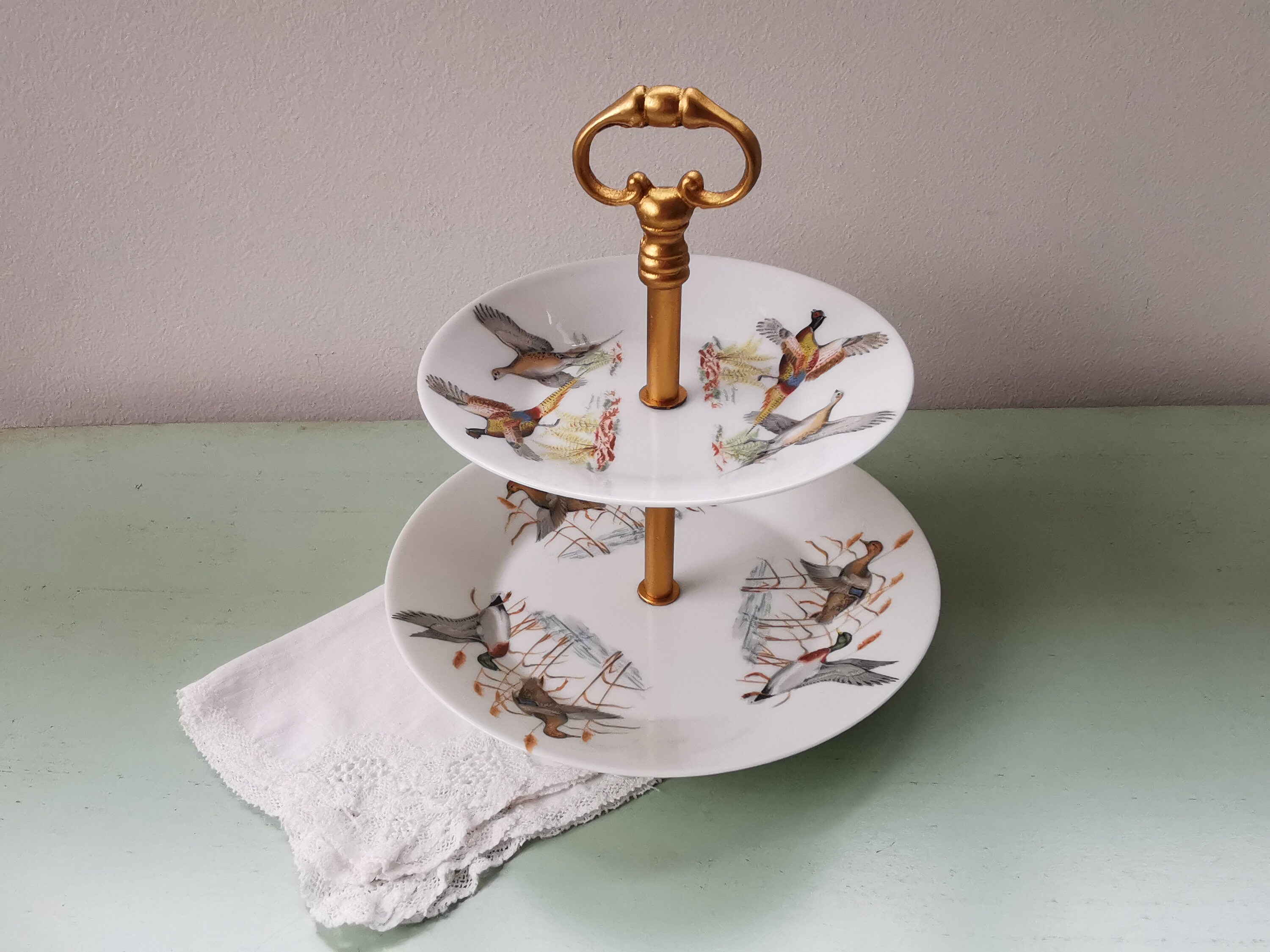 Petit Serviteur Muet Gibier Porcelaine de Paris