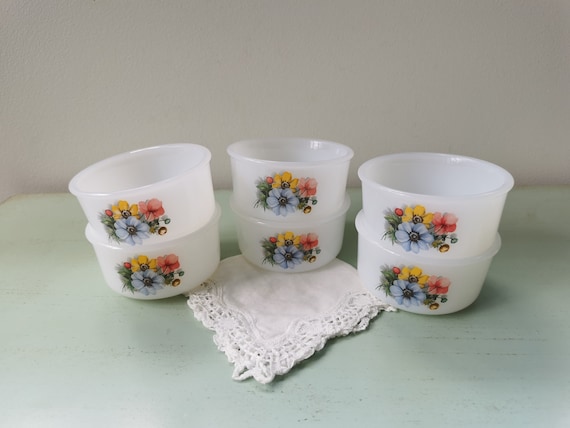 6 Ramequins Arcopal fleurs anémones vintage