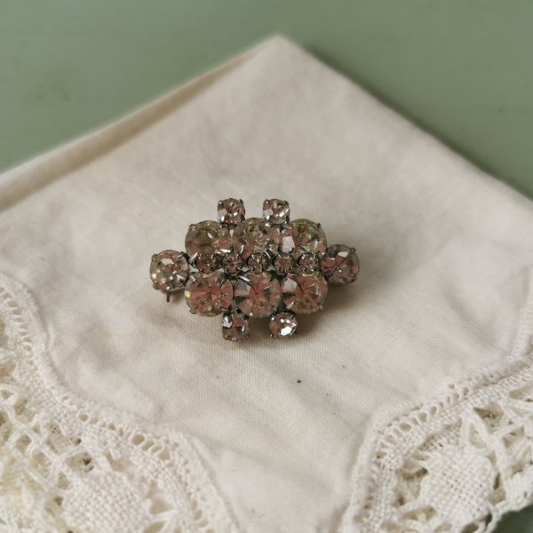 Vintage clear rhinestone brooch