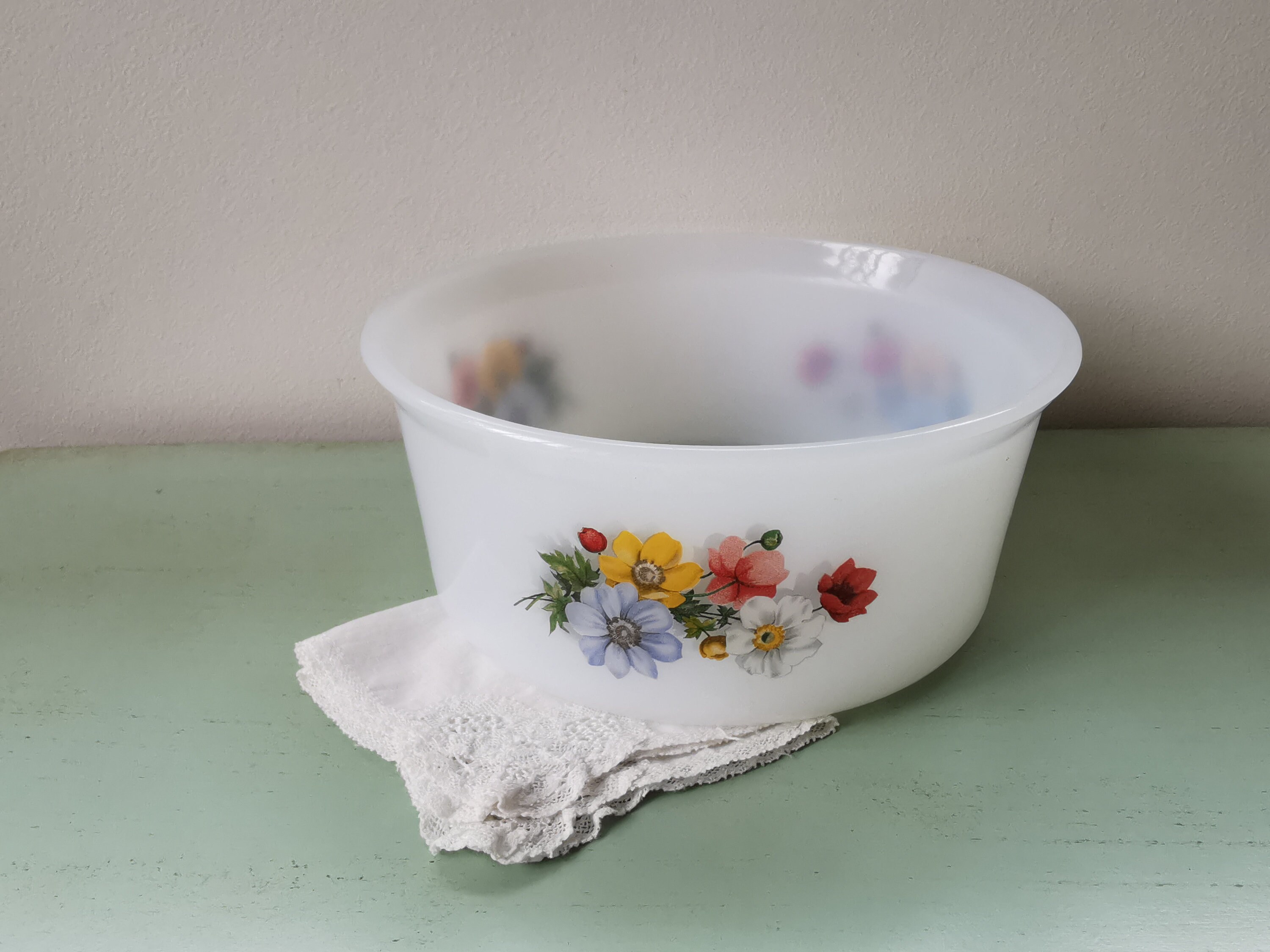 Moule à Soufflé Arcopal Modèle Anémones Vintage