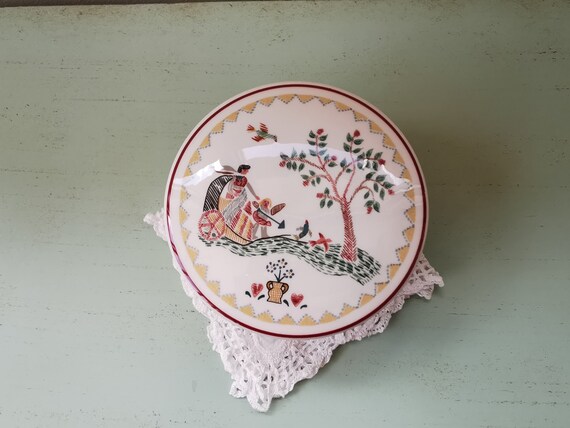 Villeroy & Boch "American Sampler" porcelain box
