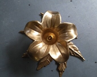Vintage brass flower candle holder. French. Brass flower. Vintage candlestick