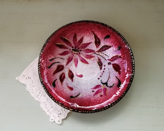 Coupelle émaux de Limoges rose framboise signée Bonhomme vintage