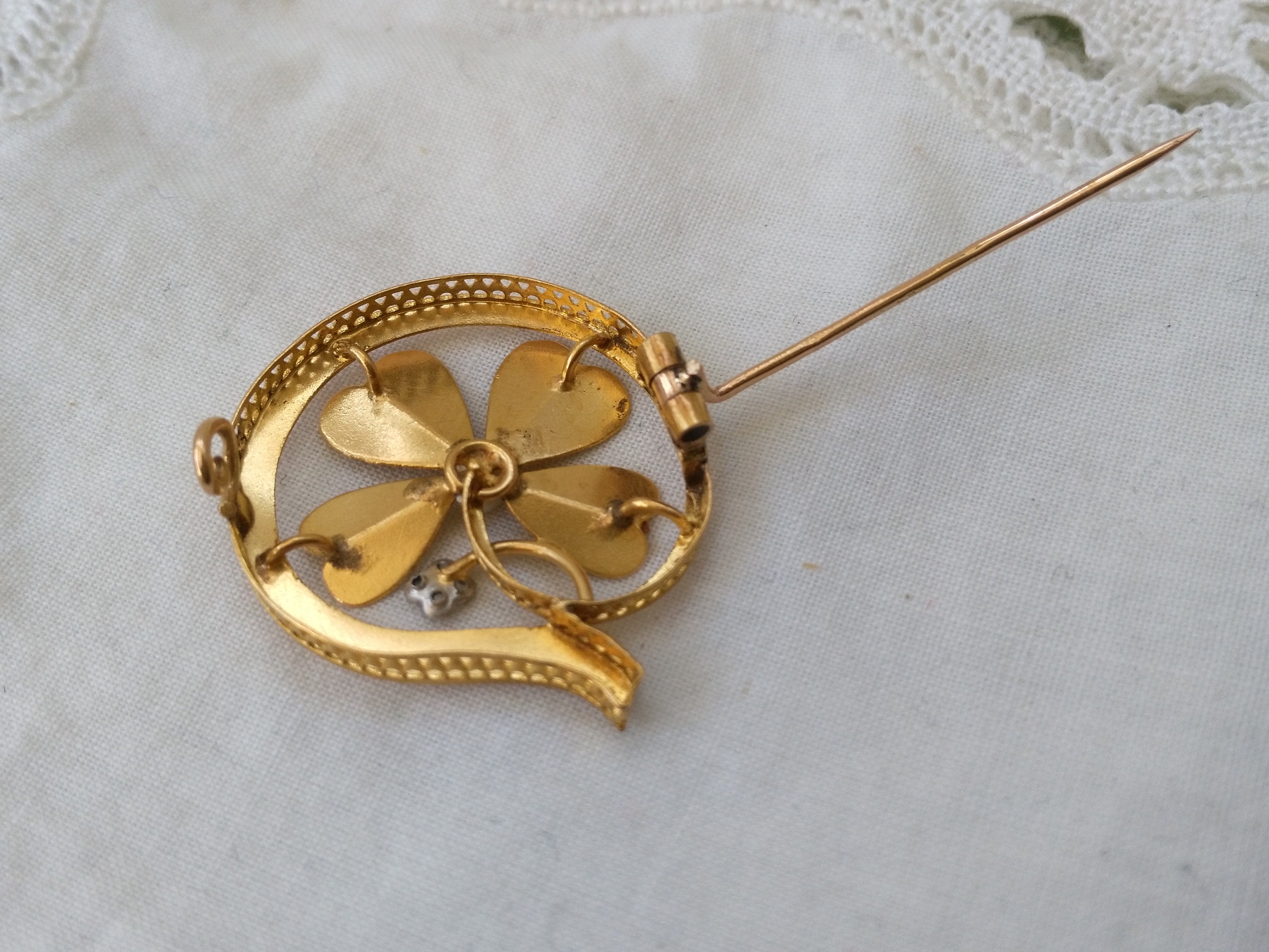 Broche Vintage Trèfle à 4 Feuilles Couleur Or - Porte-bonheur Rétro, En Bon état, Référence 3330 !