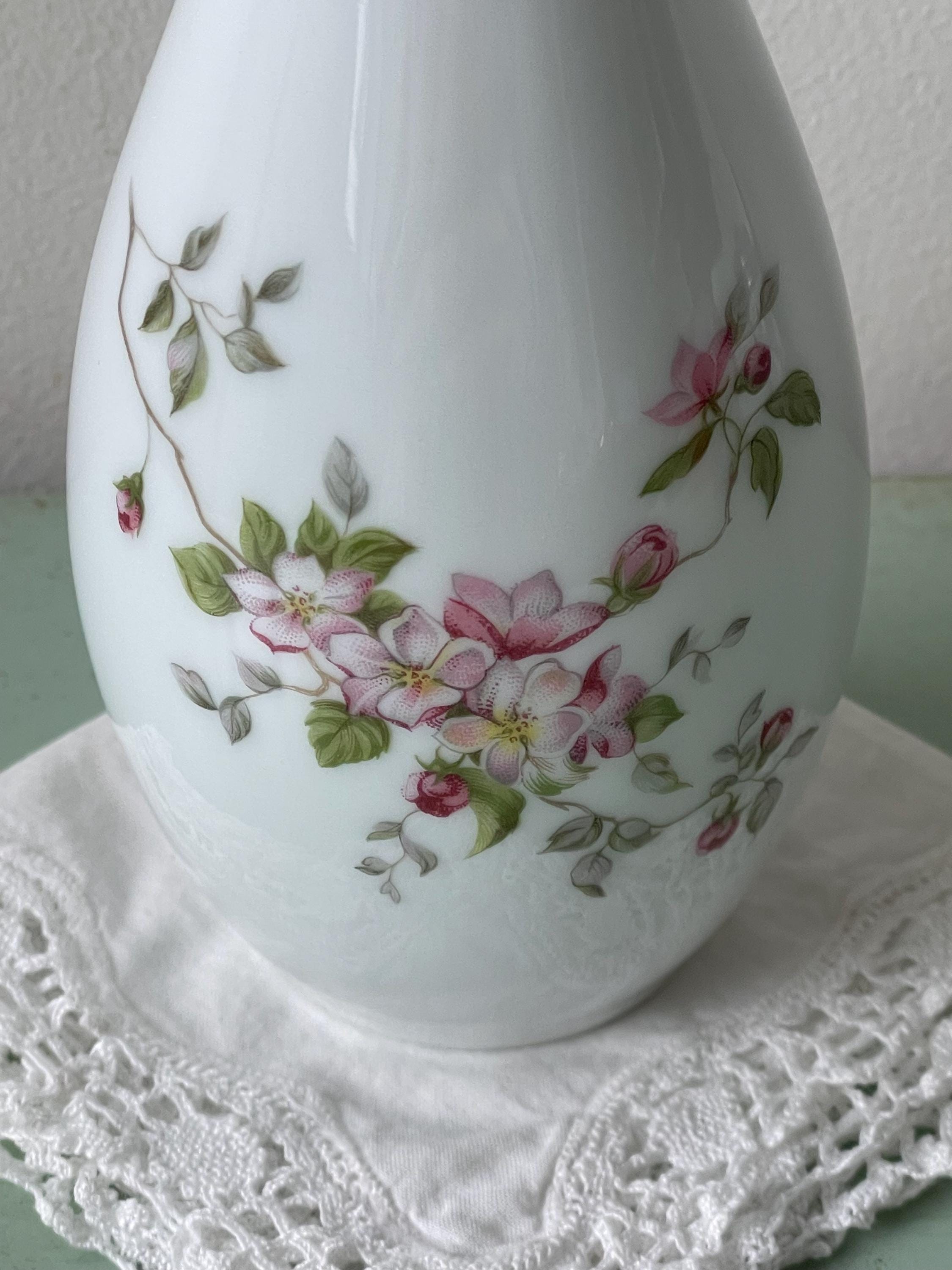 ヴィンテージ ロイヤル リリー リモージュ 磁器花瓶 - Etsy 日本