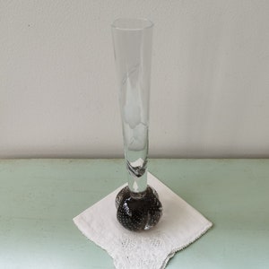 Small purple bubbled glass soliflore vase engraved vintage flowers