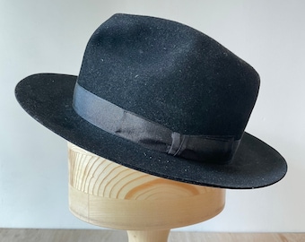 1940's Vintage Original Men's Hat from brand ROCKEL in fur felt size 57cm in black