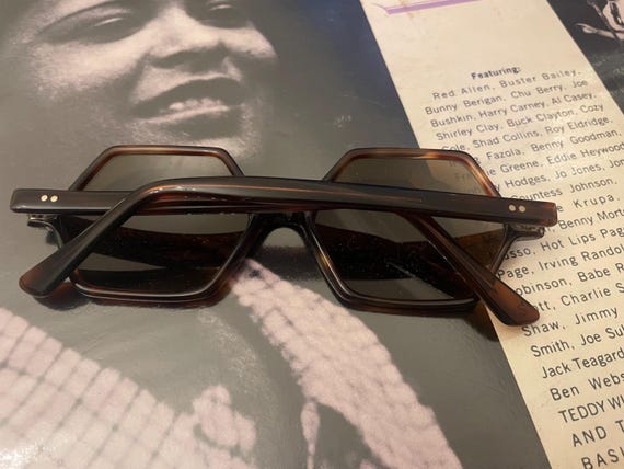 Stylish Hexagonal tortoise style Original Vintage… - image 5