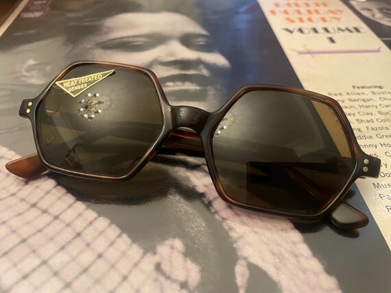 Stylish Hexagonal tortoise style Original Vintage… - image 2