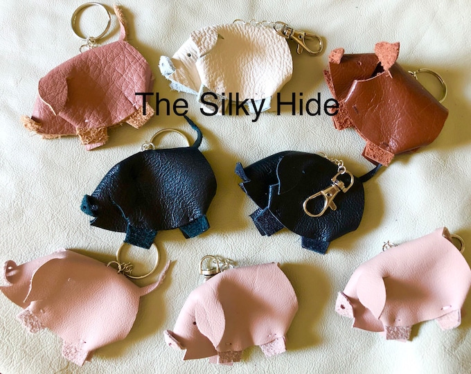 Pig Keyring, Leather Pig Keyring, Pig Bag Charm, Pig Keychain, Pig Key-fob, Pig Accessory, Christmas decoration, Personalise