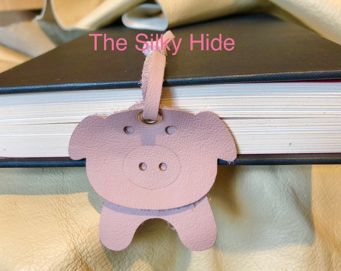 Piggy bookmark, Pig bookmark, Piggy tag, Pig tag, Personalised pig
