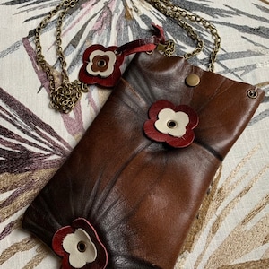 Borsa a tracolla, marsupio a tracolla, borsa con tracolla a catena, marsupio con tracolla a catena, marsupio per telefono