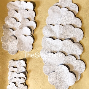 Fleurs en cuir, ébauches de cuir, cuir découpé, objets découpés en cuir, embellissements en cuir, 30 couleurs unies ou 30 tailles variées